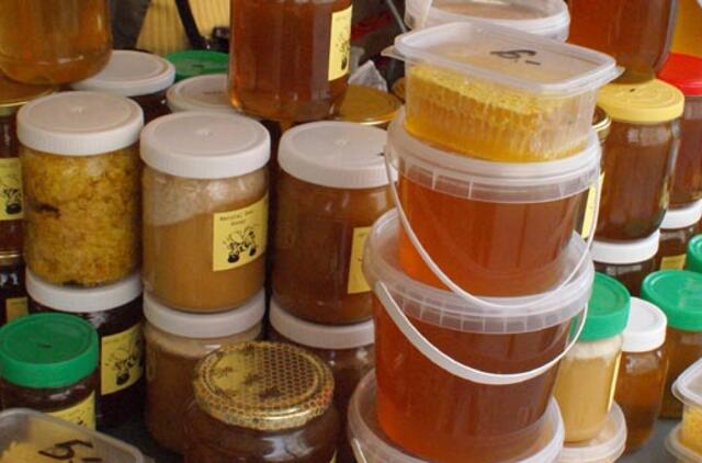Lietuviškas medus kokybiškesnis už importinį