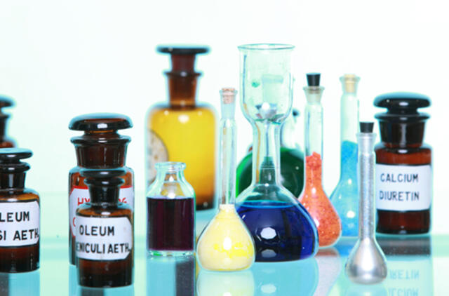 Nuo akcizų atleidžiamas etilo alkoholis, kuris yra farmacijos produktų sudėtinė dalis