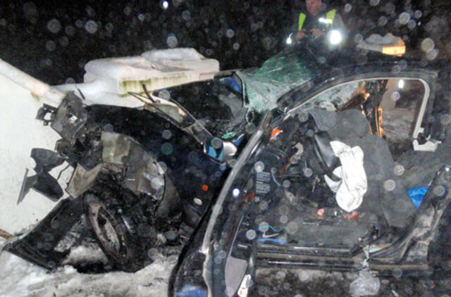 Per avariją Širvintų rajone žuvo du žmonės