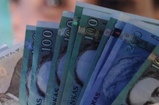 Apsimetęs banko darbuotoju, sukčius iš tauragiškės išviliojo 12,7 tūkst. eurų