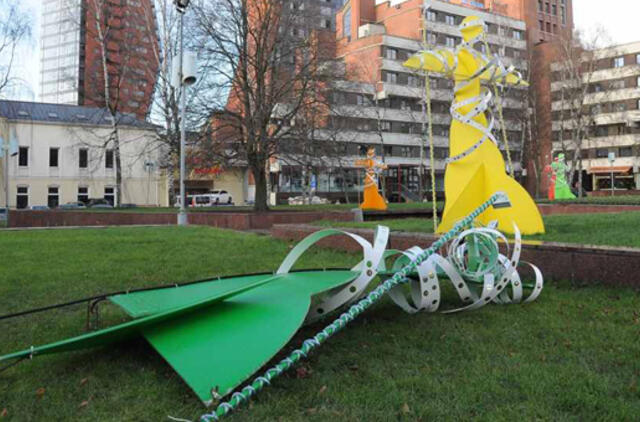 Audra Klaipėdoje: virto medžiai, apgadintos mašinos