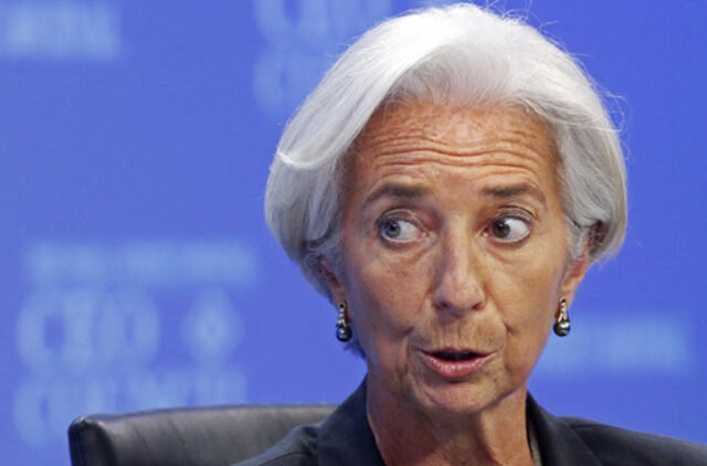 Kristina Lagard: smunkančios naftos kainos padės skatinti pasaulio ekonomiką