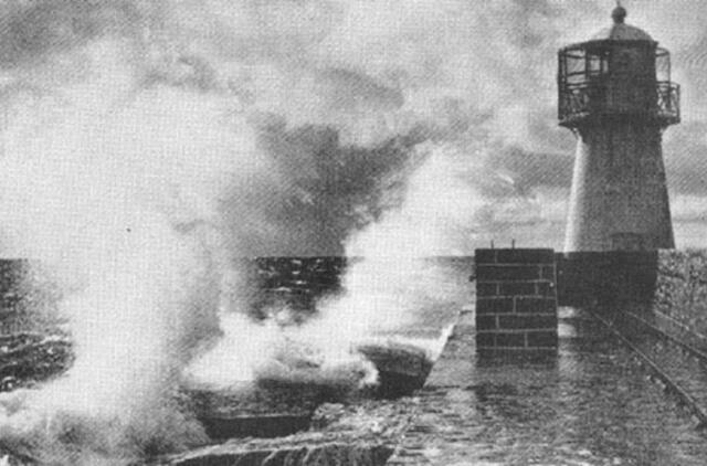 Molai: be senojo švyturio, bet kupini istorijos