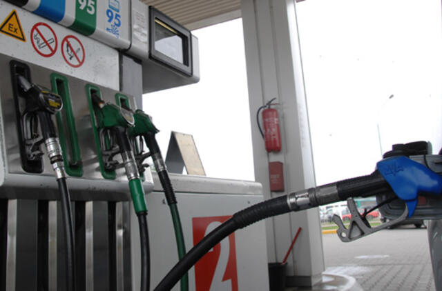 Muitininkams sugriežtinus patikras, išaugo degalų pardavimas