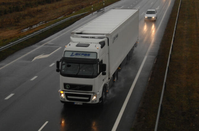Premjeras: ateinantys 2-3 mėnesiai transporto sektoriui bus sunkoki