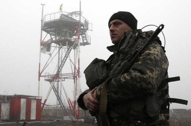 Ukraina už kreditus užsienyje pirks ginklų