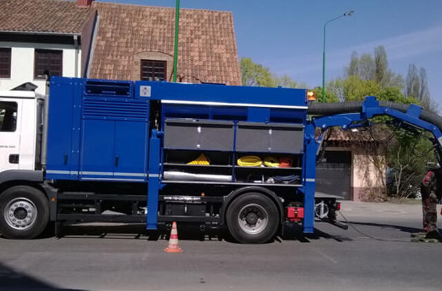Vandentiekininkai metus palydi su svarbių darbų kraičiu