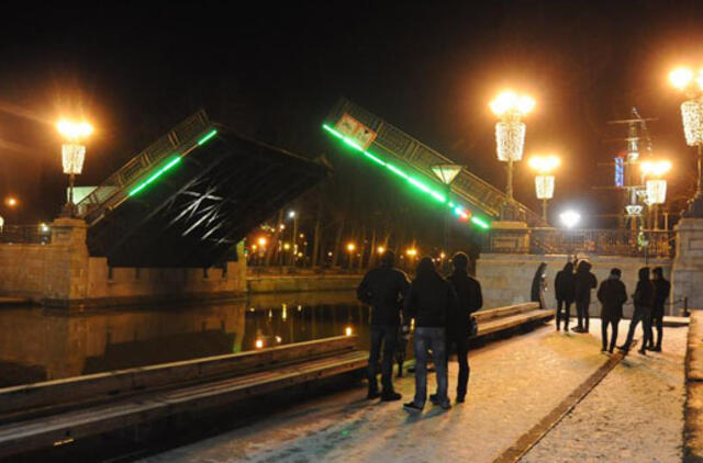 Biržos tiltas pakeltas sėkmingai