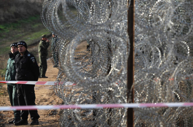 Bulgarija toliau statys tvorą pasienyje su Turkija