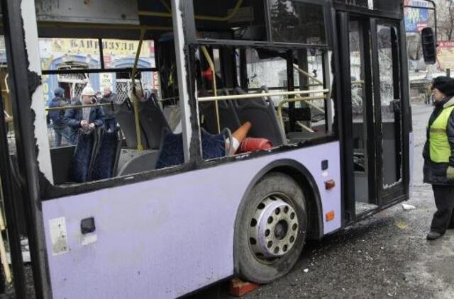 Donecko troleibuso stotelėje žuvo mažiausiai 13 žmonių