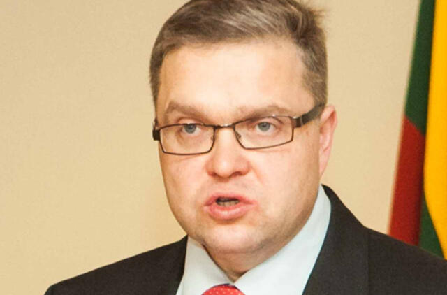 Vitas Vasiliauskas: perėjimas prie euro vyksta sėkmingai