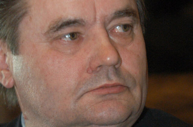 Mirė VRM bylos įtariamasis, buvęs viceministras Algimantas Juocevičius