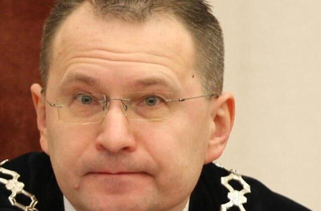 Žaibiška reakcija į kritiką