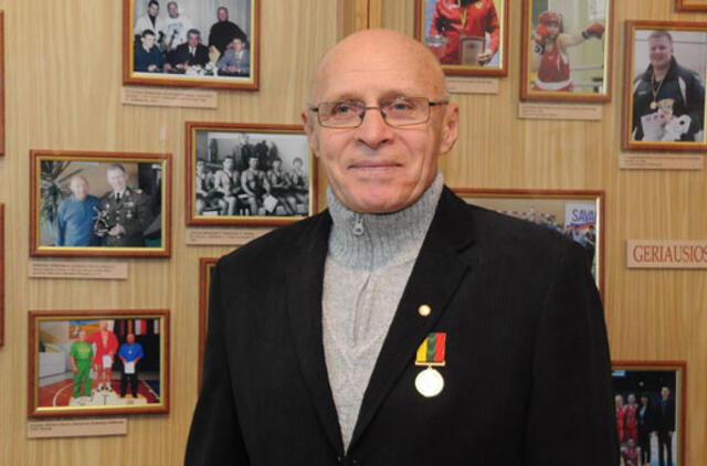 Arsenijui Jefišovui - miesto padėka