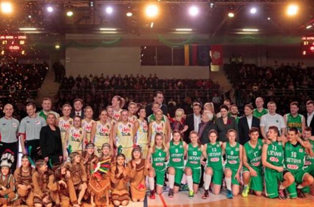 LMKL rinktinė nugalėjo tituluotų sportininkų komandą