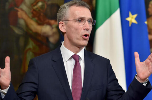 NATO vadovas liepė Rusijai patraukti savo ginklus iš Ukrainos