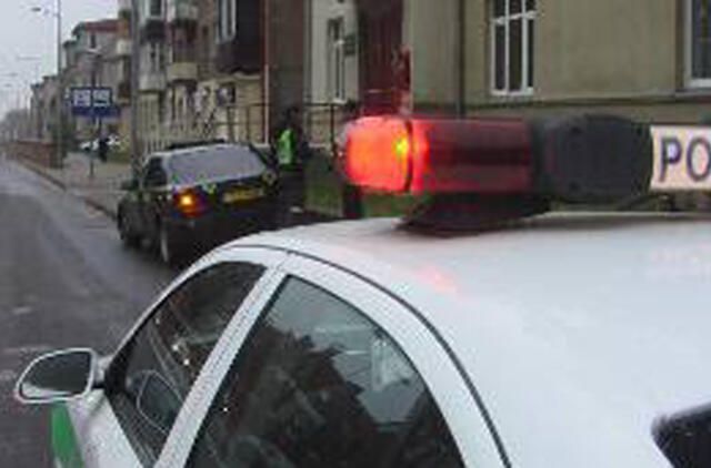 Šiauliuose apiplėštas taksi vairuotojas