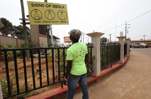 Gvinėja vėl skelbia Ebolos karštinės pavojų