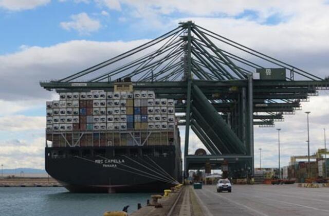 Kada į Klaipėdą plauks tokie konteinervežiai kaip į Valensiją?