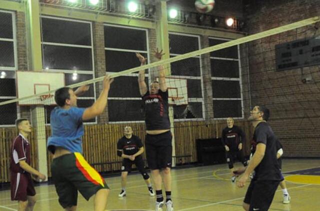 Apdovanos sportiškiausius uosto įmonių darbuotojus