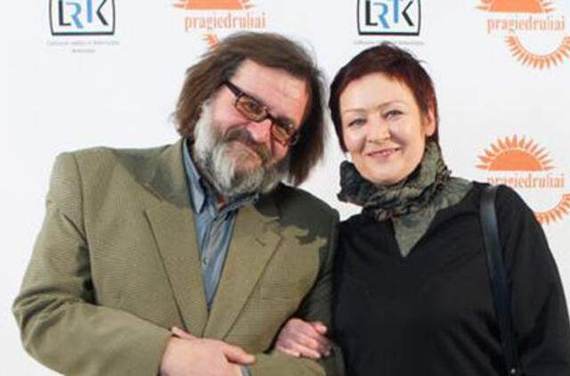 Apdovanoti geriausių 2014 m. radijo ir televizijos laidų konkurso "Pragiedruliai' nugalėtojai