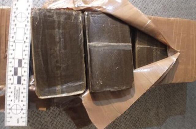 Aptiktas rekordinis – 370 kg kiekis hašišo (video)