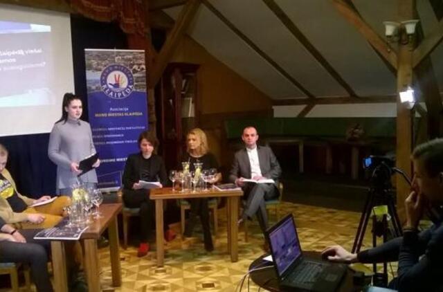 Ar puošia Klaipėdą vieša paslaugų suaugusiems reklama?