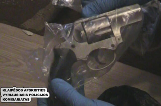 Demaskuoti policijai melavę sugyventiniai