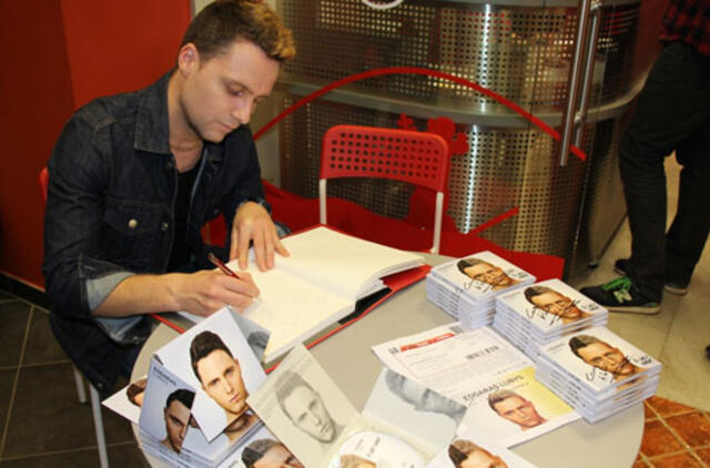 Edgaras Lubys naujausią albumą nusprendė dovanoti kraujo donorams