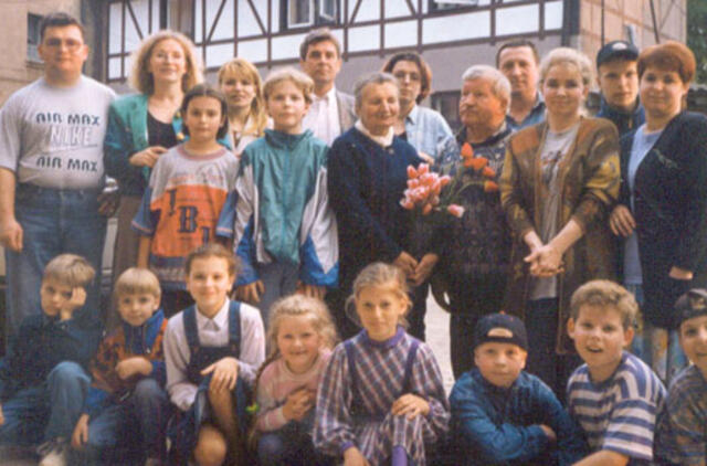 Klaipėdos akvarelės: namai ir žmonės (387)