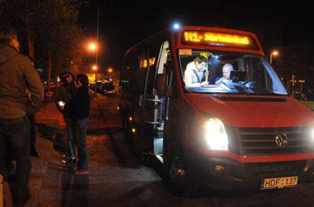 Naktinis autobusiukas vasarą važiuos dažniau