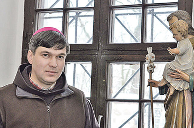 Prisikėlimo žinia – į kiekvienus namus