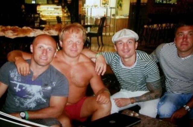 Demaskuota narkotikų prekeivių gauja, sulaikyti 7 asmenys