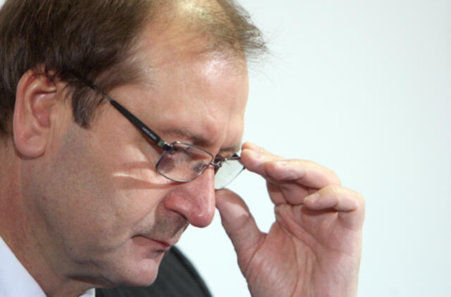 EP apsispręs, ar dar kartą naikinti Viktoro Uspaskicho teisinę neliečiamybę