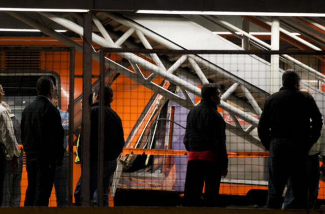 Meksikos sostinėje susidūrė du metro traukiniai