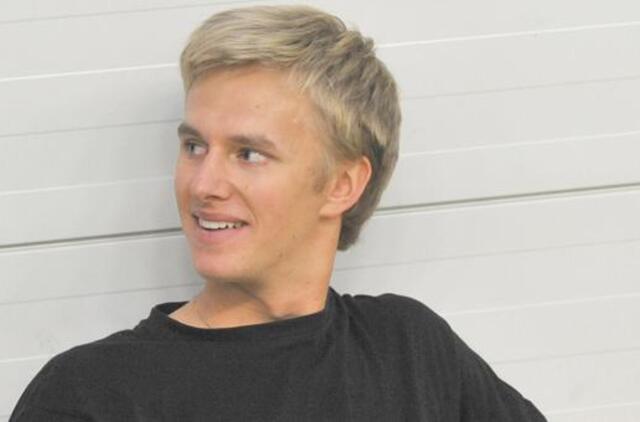 Tenisininkas Lukas Mugevičius Rumunijoje laimėjo pirmąjį dvejetų mačą