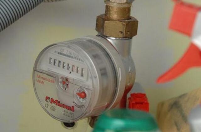 Dėl avarijos viename bute kenčia kiti