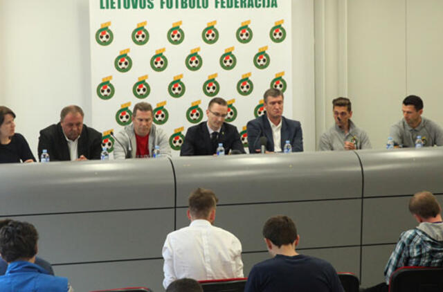 LFF išreiškė palaikymą Lietuvos rinktinės treneriams ir žaidėjams
