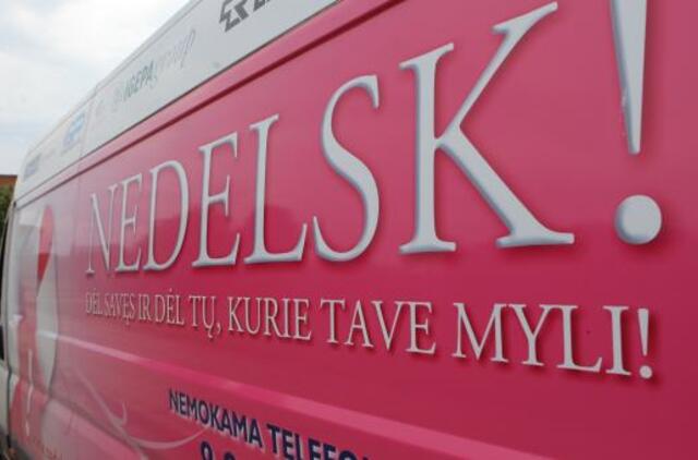"Nedelsk" autobusėlis suka pajūrio link