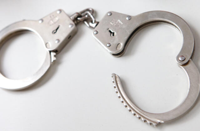 Pasieniečiai sulaikė piktnaudžiavimu tarnyba įtariamą kolegą