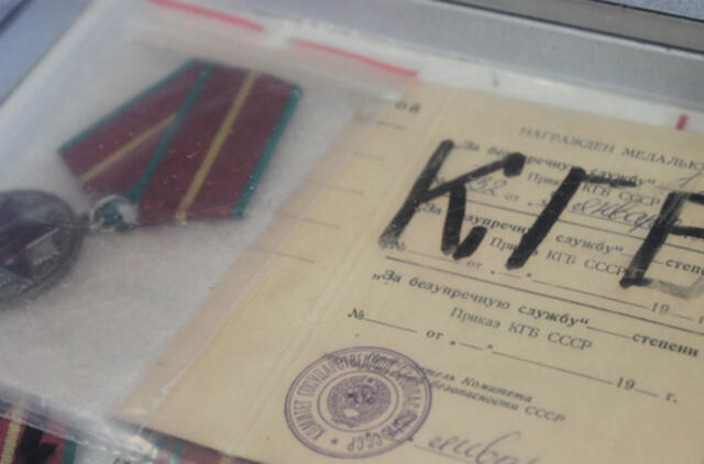 Prisipažinusius KGB bendradarbius nori įslaptiniti visam laikui