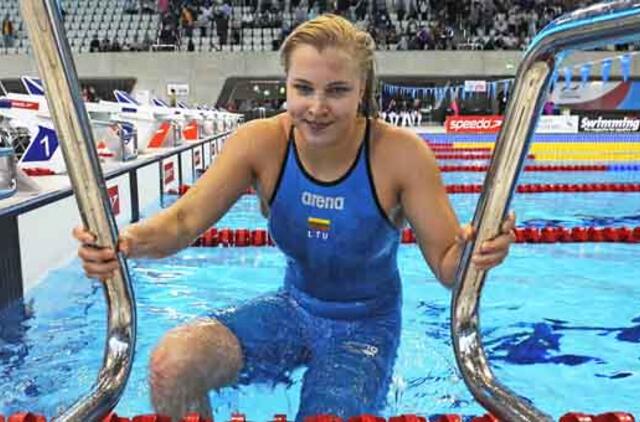 Rūta Meilutytė Prancūzijoje iškovojo auksą
