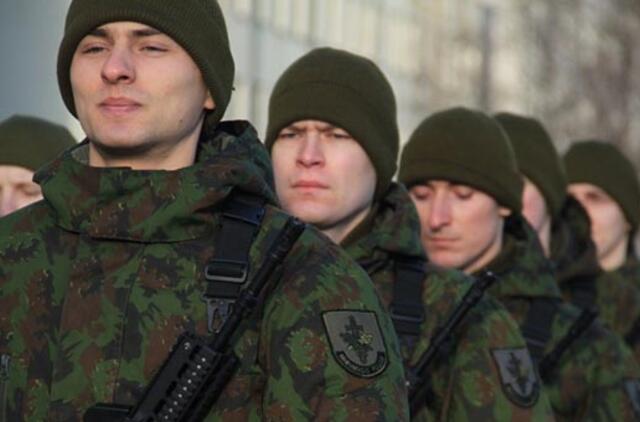 Savanorių šauktinių jau daugiau nei 2000