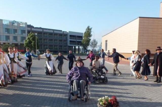 Šventoji savaitgalį kviečia į tarptautinį festivalį „Nepalikim su negalia vienų“