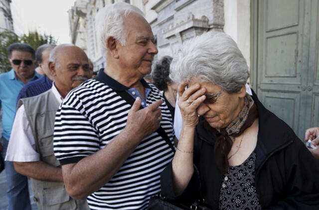 Apklausa: dauguma graikų palaiko nuolaidas kreditoriams