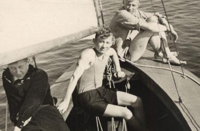 Klaipėdos akvarelės: namai ir žmonės (397)