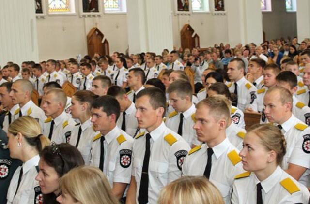 Policijos gretas papildys 149 jauni pareigūnai