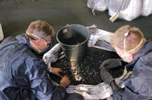 Rekordinis pareigūnų laimikis: aptikta daugiau kaip 100 kg kokaino (video)