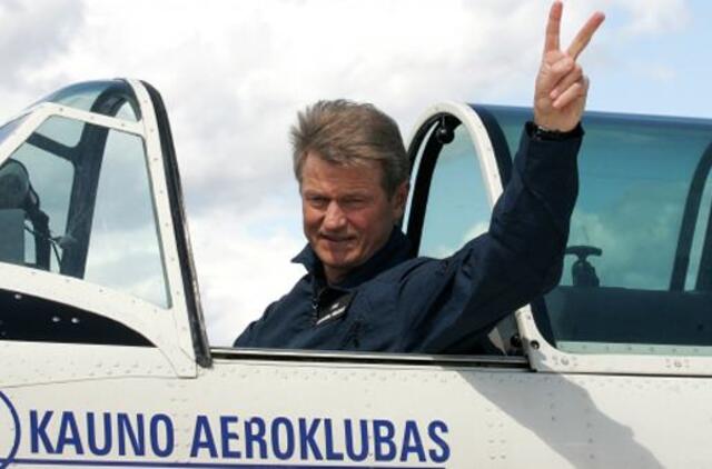 Rolandas Paksas: karas žmones veja iš Lietuvos