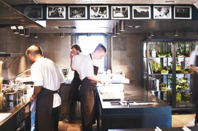 Vakarienė „Noma“ restorane - nuo miško samanų iki grenlandiškos jautienos